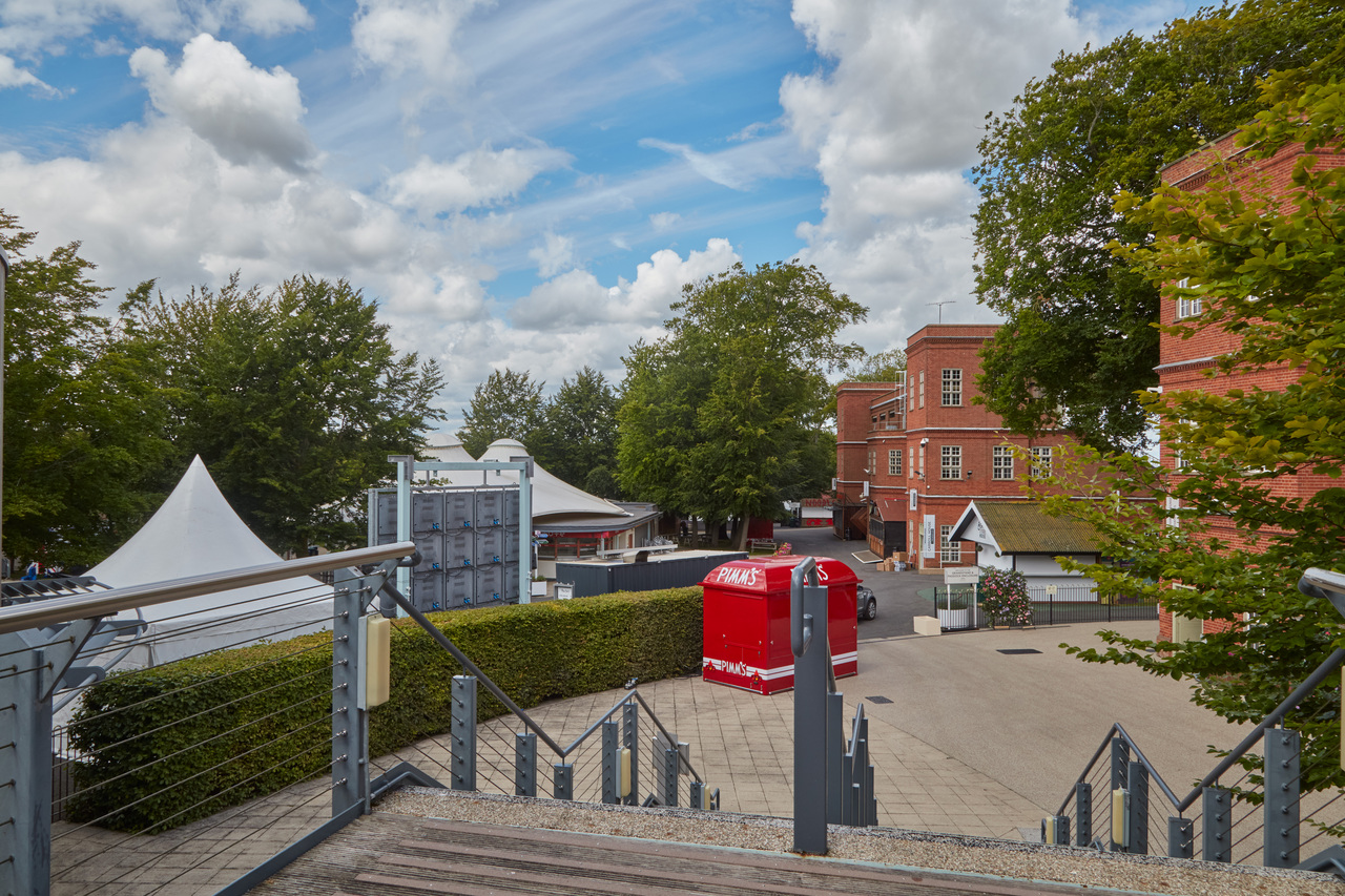 Bovis Homes @ King James' Park — photo 7