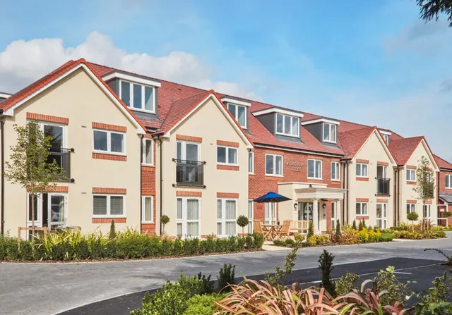 Albert Lodge, photo 3