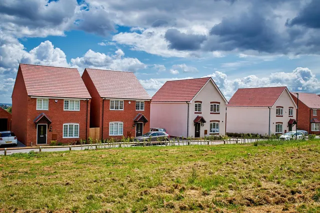 Appledown Meadow, Keresley, West Midlands, photo 1