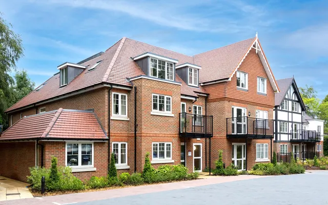 Charrington Lodge, Oxted, Surrey, photo 1