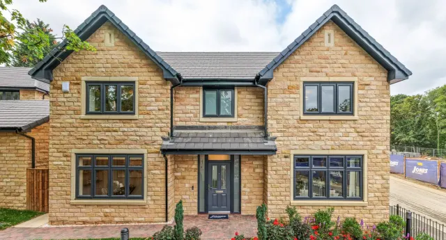 Clayton Manor, West Yorkshire