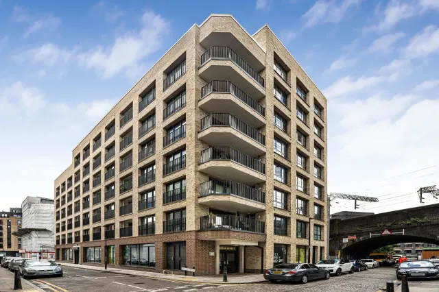 Corner Place, London