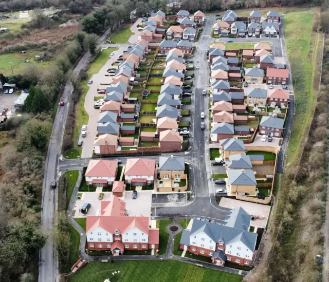 Cromwell Court, Old Basing, photo 2