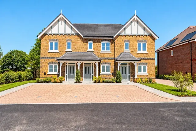 De Havilland Place, photo 3