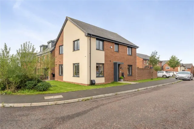East Hollinsfield, photo 2