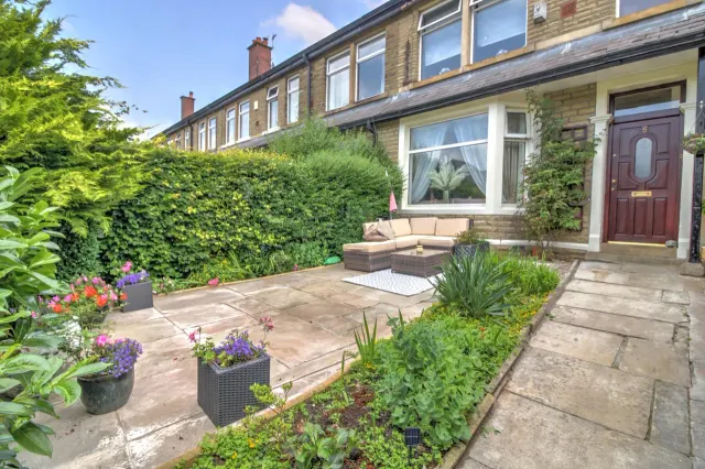 Harwood at Oak Leigh Gardens, photo 2