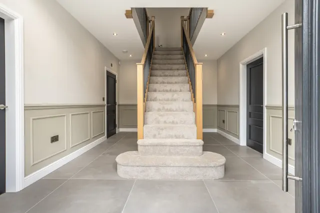 Howieson Court, photo 2