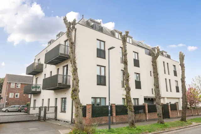 Ionic Apartments, photo 3