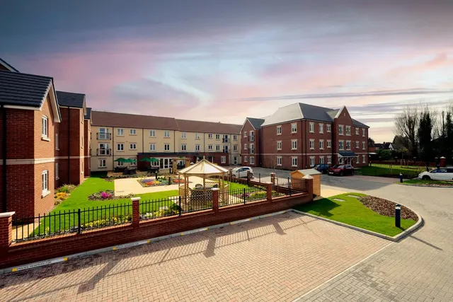 Knox Court, photo 2