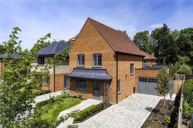 Millwood, Southbourne, Hampshire, photo 1