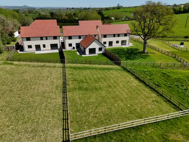 Pipers Farm, photo 3