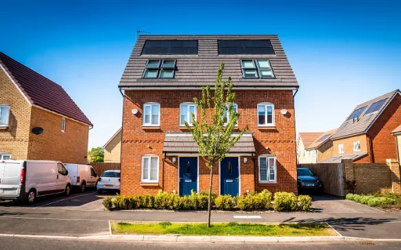 Reynolds Place, Worsley, Greater Manchester — photo 1