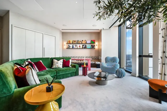 River Park Tower, Nine Elms, photo 3