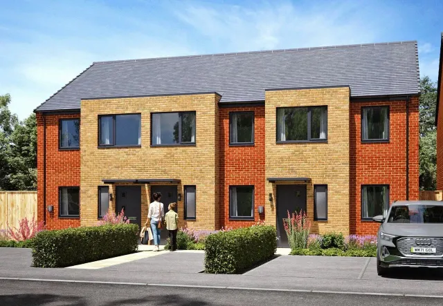 Stonehouse Court, photo 2