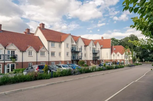 The Apartments at Royal Gardens, photo 3