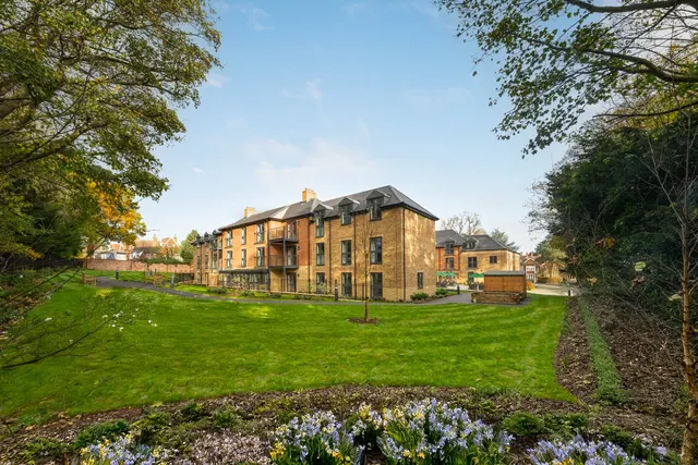 Westwood Manor, photo 3