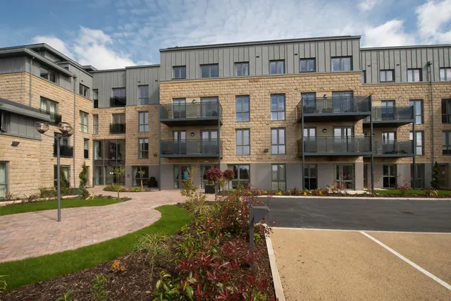 Williamson Court, photo 2