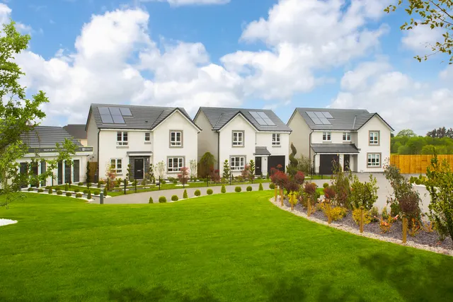 Barratt @ Jackton Hall, East Kilbride, South Lanarkshire — photo 1