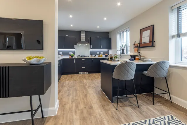 Bovis Homes @ King James' Park, photo 2