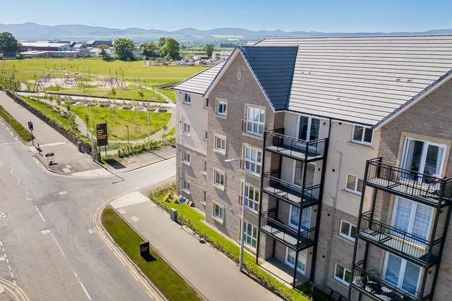 West Craigs, Edinburgh, photo 3