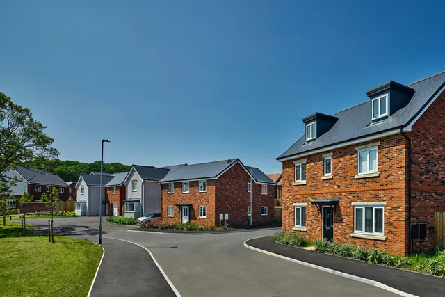 Edwalton Fields, Edwalton, Nottinghamshire — photo 1