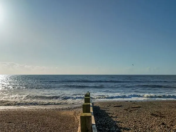 Hampton Park, Littlehampton, West Sussex — photo 1