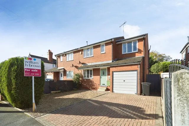Fearnville Mount, Leeds, LS8, photo 1