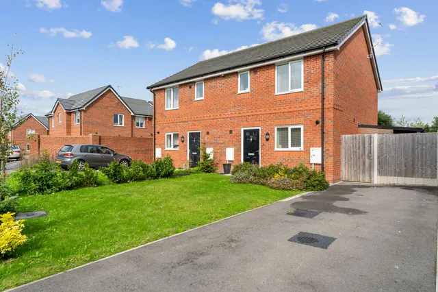 Anchor Field, Leigh, Leigh, WN7 4GL, photo 1