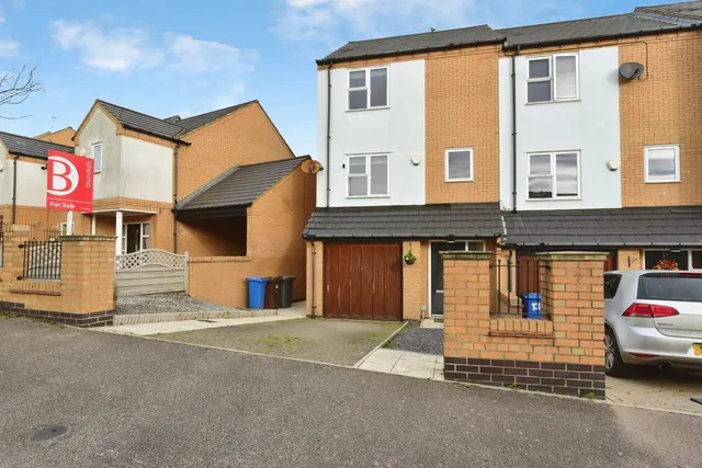 Birley Wood Drive, Sheffield, South Yorkshire, S12, photo 1