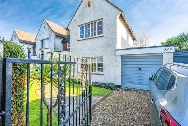 Victoria Drive, Bognor Regis, photo 1