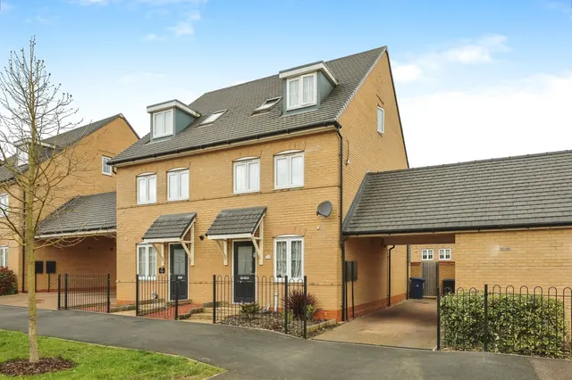 Gumcester Way, Huntingdon, PE29, photo 1
