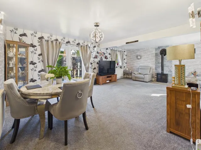 Front Road, Wisbech, PE13, photo 1