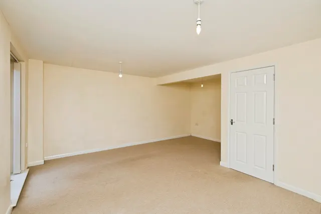 Badgerdale Way, Derby, DE23, photo 2