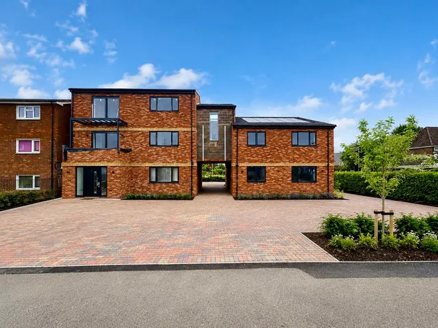 George Road, Stokenchurch HP14 3FP, photo 1