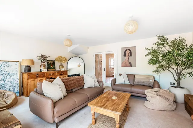Park Mews, Oxted, RH8, photo 3