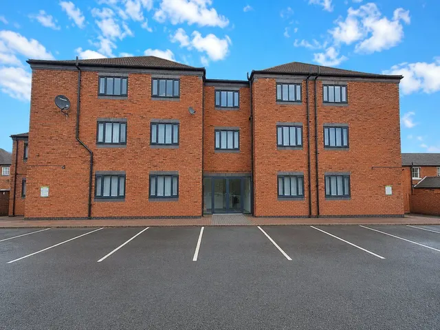 High Green Court, Newhall Street, Cannock, Staffordshire, WS11, photo 1