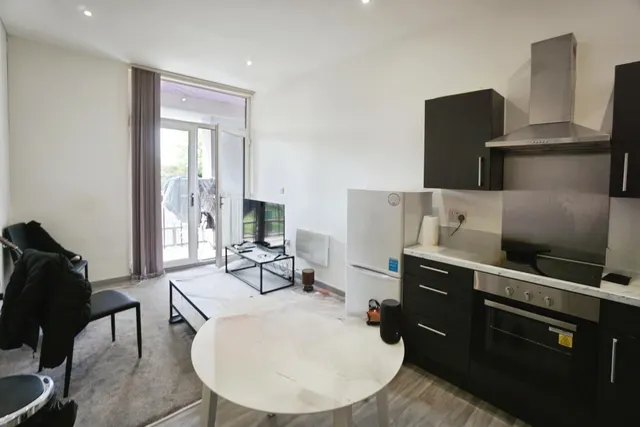 Dudley Road, Brierley Hill, DY5, photo 2