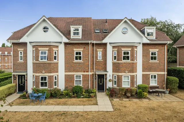 Wiltshire Road, Wokingham, Berkshire, RG40 1EP, photo 1