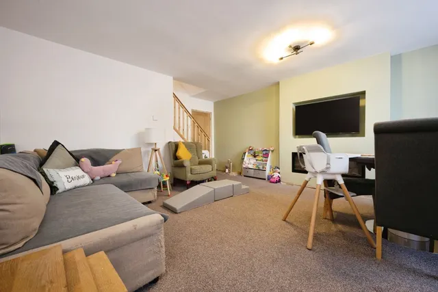 Stuart Road, Kempston, MK42, photo 2