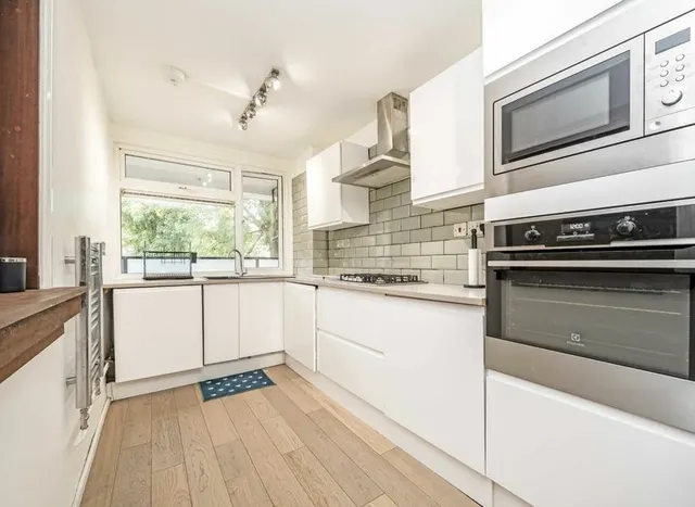 Photo 2 — Manchester Drive, North Kensington, W10