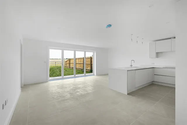Old Mead Road, Henham, CM22, photo 2