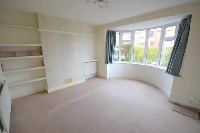 Henley Crescent, Braunstone, LE3, photo 3