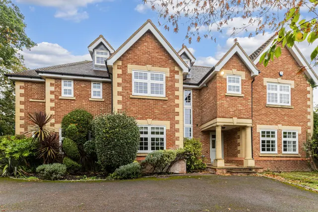 Priests Paddock, Beaconsfield, HP9, photo 1