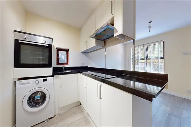 Hermon Hill, Wanstead, E11, photo 2