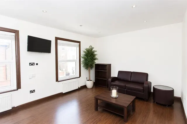 Photo 3 — Ariel Road London, London NW6 2EA