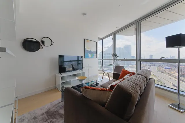 Charrington Tower, London, E14, photo 1