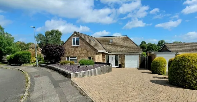 Fuller Avenue, Corsham, SN13, photo 1
