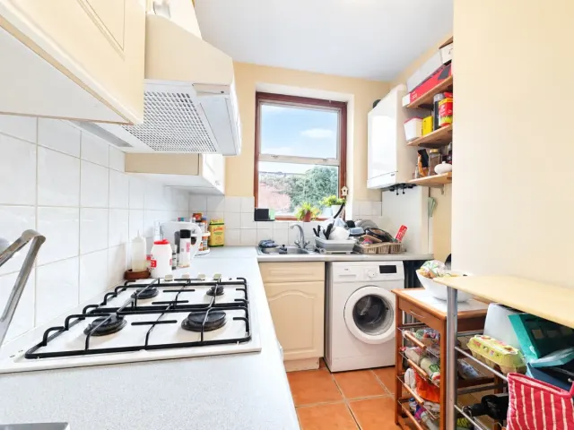 Marlborough Road, Archway, N19, photo 2