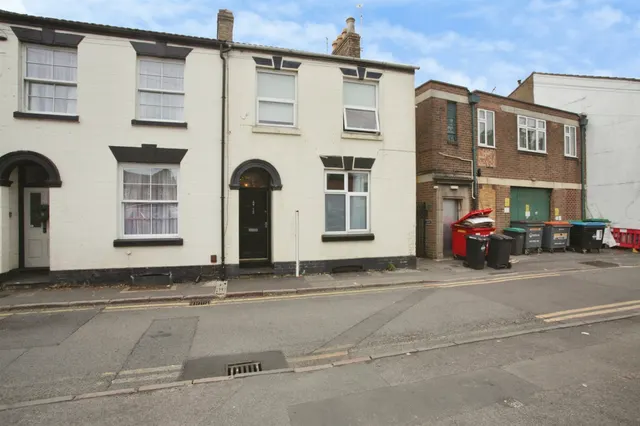 Little Church Street, Rugby, CV21, photo 1