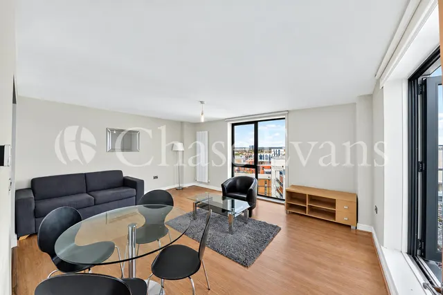 Joslin Avenue, Colindale, NW9, photo 1